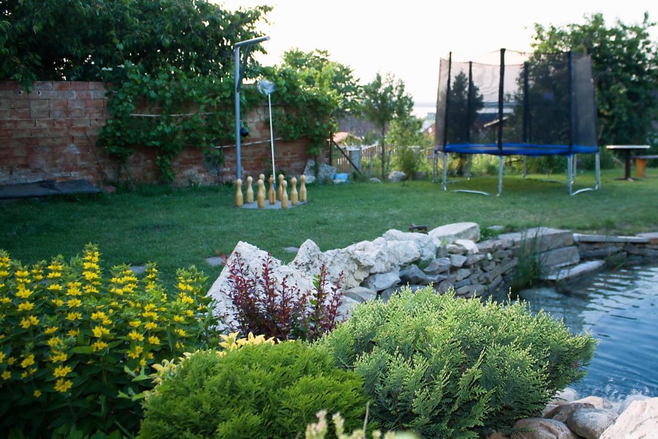Na Upati Palavy Hotel Хорни Виестонице Екстериор снимка